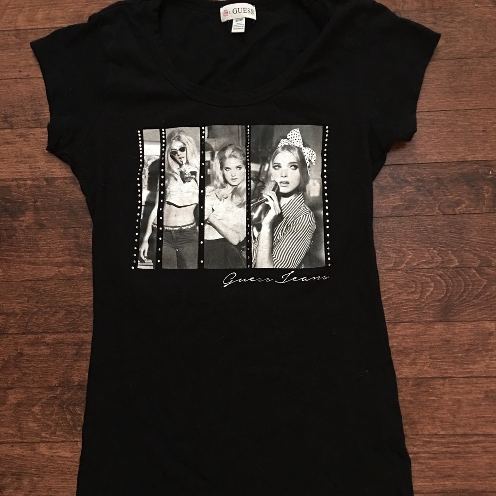 Guess t -shirt  , with girl pictures